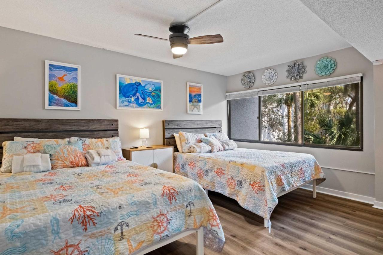 Coastal Oasis With Pool - Walk To Coligny Beach Park Pulau Hilton Head Luaran gambar