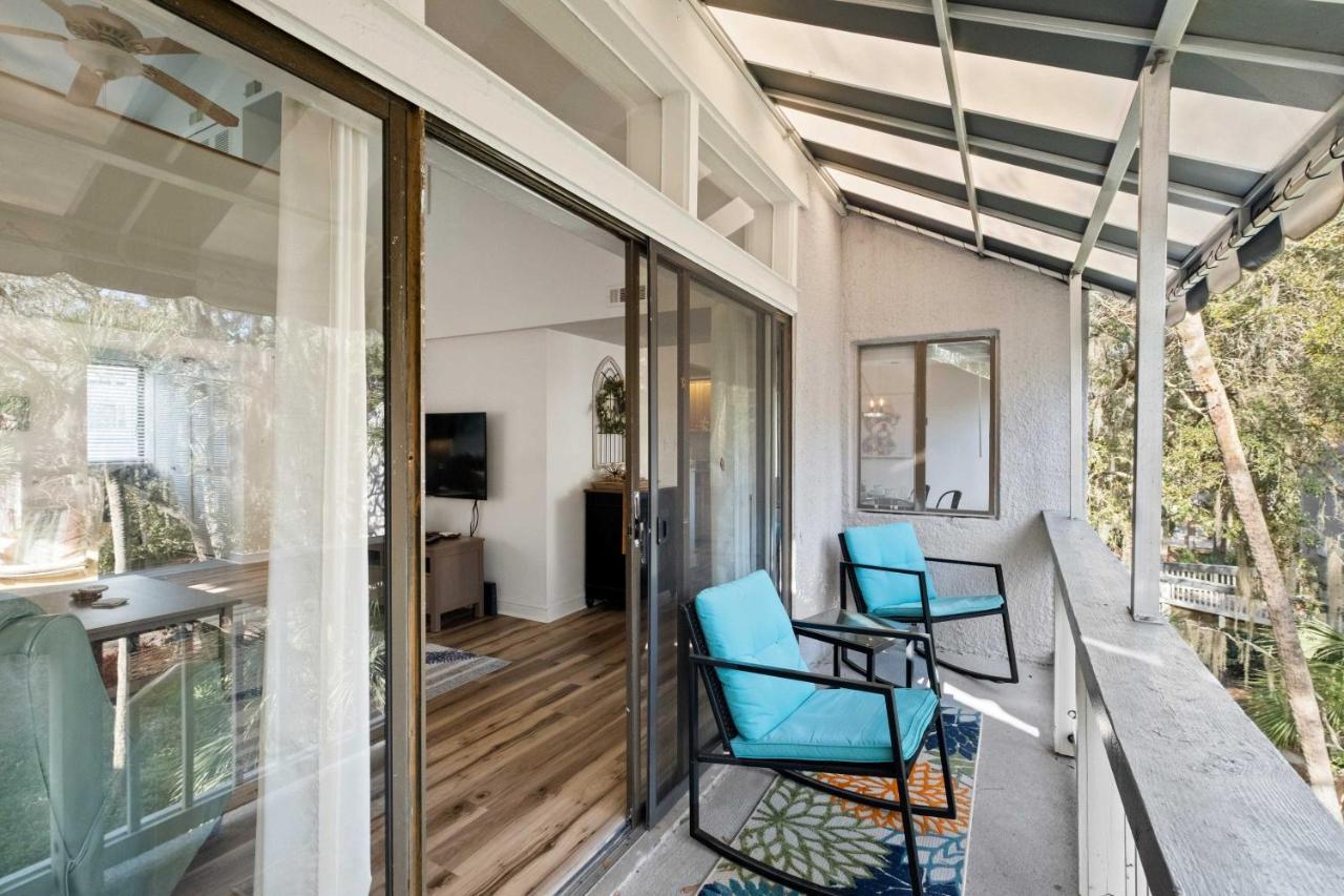 Coastal Oasis With Pool - Walk To Coligny Beach Park Pulau Hilton Head Luaran gambar
